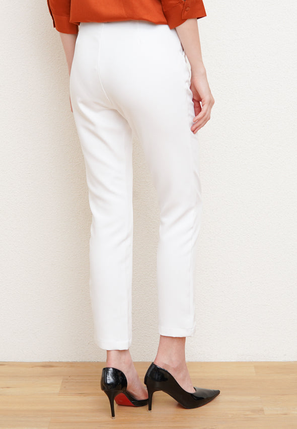 White Highwaist Slim Pants