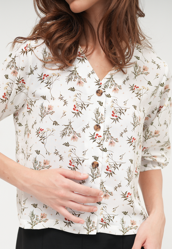 Women'S Flower Motif Short Sleeved V-Neck Blouse