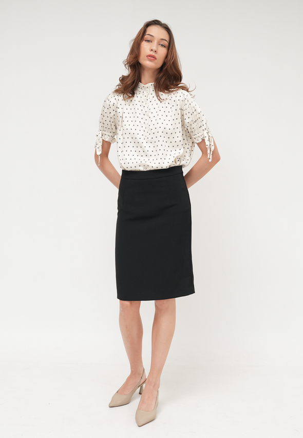 Women'S Cream Polkadots Short Sleeved Blouse