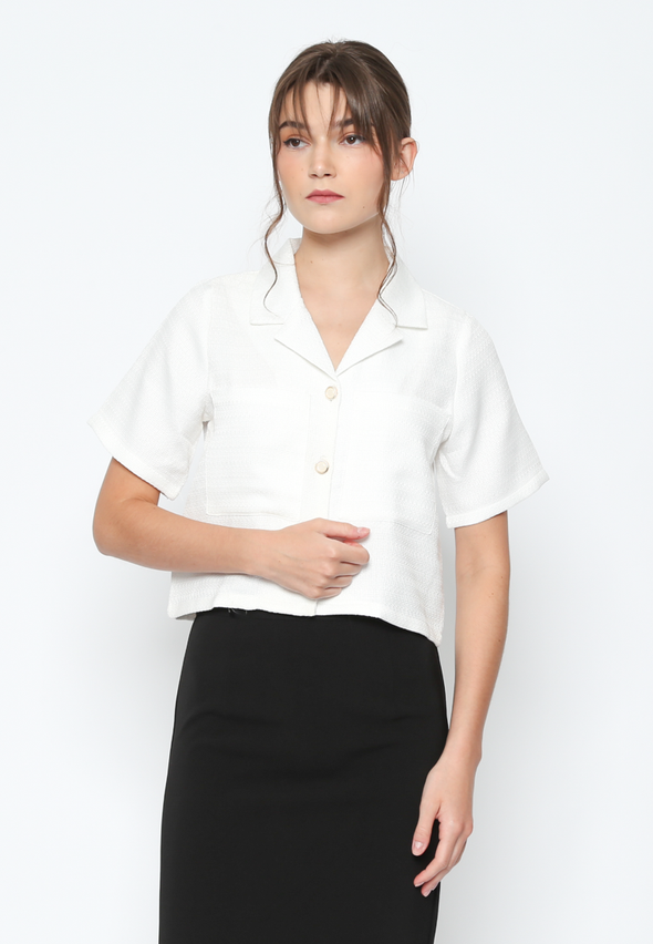 Women'S White Boxy Cut Short Sleeve Crop Shirt