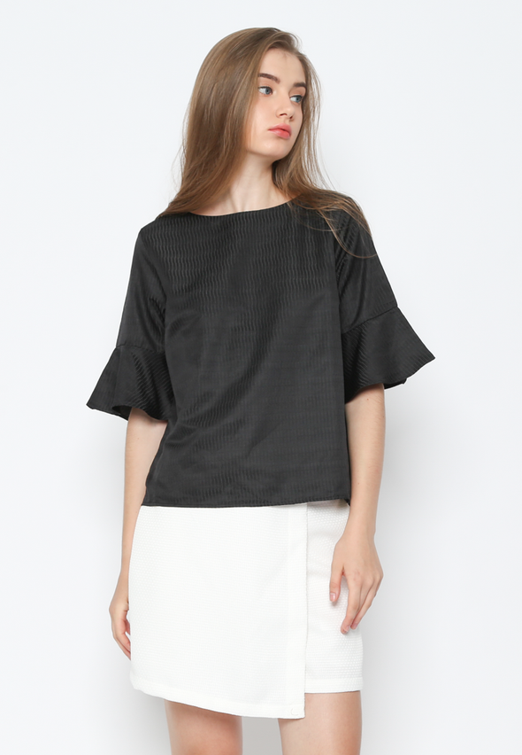 Black Ruffle Sleeves Blouse