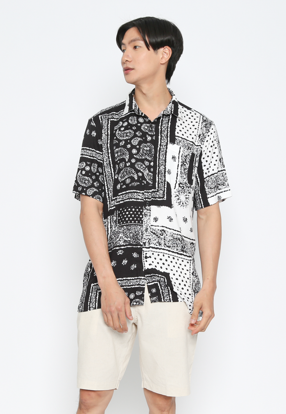 Black And White Men's Short Sleeve Collared Shirt