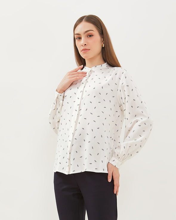 Women's Off-White Long Sleeve Blouse