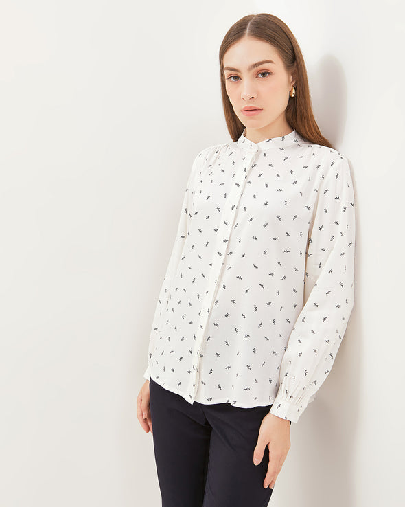 Women's Off-White Long Sleeve Blouse