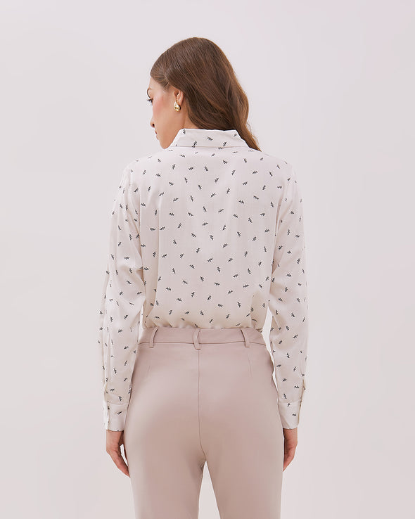 Women's Off-White Long Sleeve Blouse
