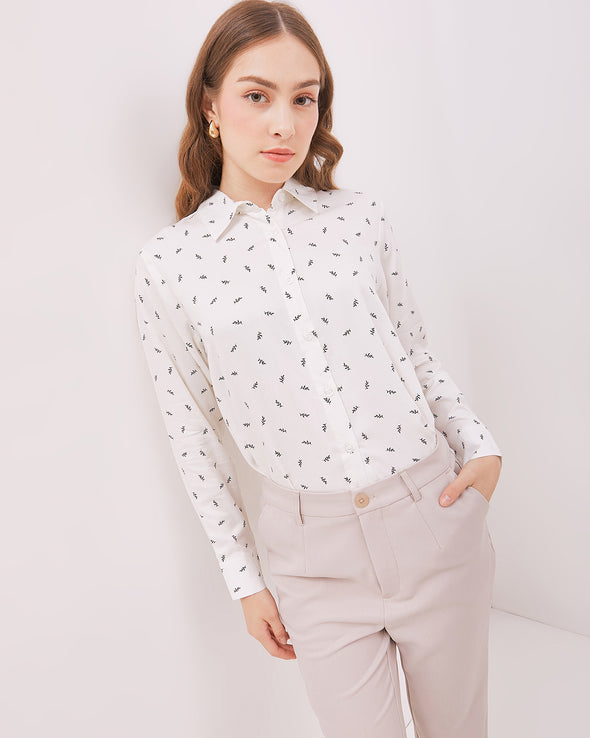 Women's Off-White Long Sleeve Blouse