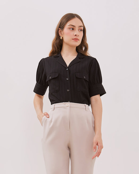 Women's Black Short-Sleeved Shirt