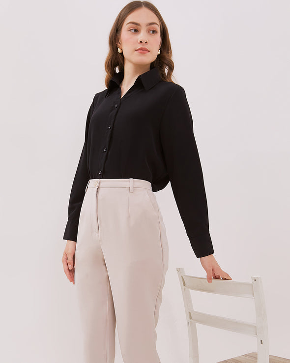 Women's Black Long-Sleeved Shirt