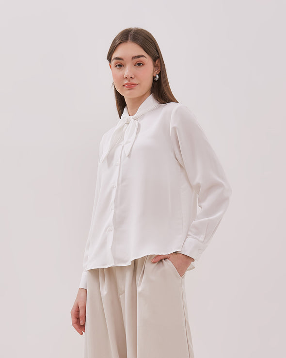 Women's Off-White White Long Sleeved Blouse