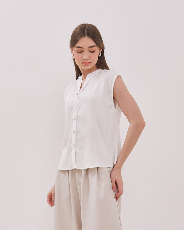 Women's Off-White Sleeveless Blouse