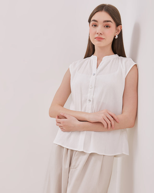Women's Off-White Sleeveless Blouse