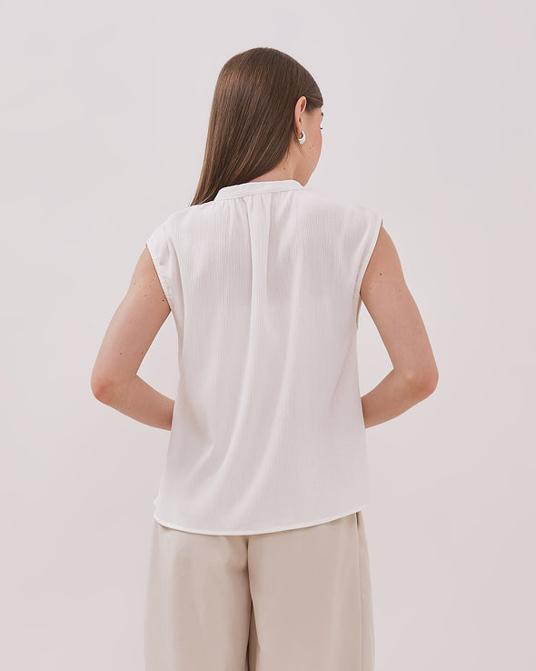 Women's Off-White Sleeveless Blouse