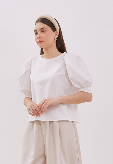 Women's Off-White Short Sleeved Blouse