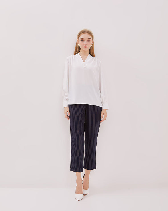 Women's White Long Sleeved Blouse