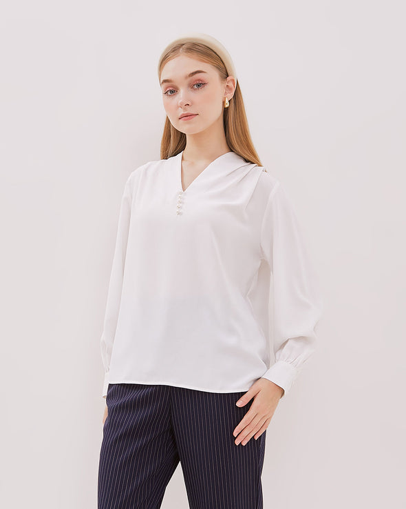 Women's White Long Sleeved Blouse