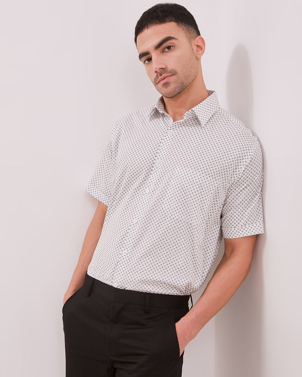 Men's White Regular Fit Short Sleeve Shirt