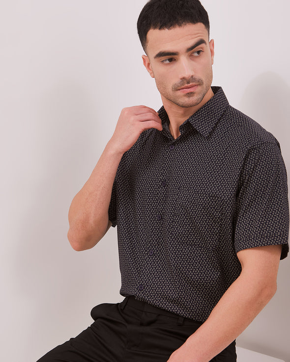 Men's Blue Short-Sleeved Shirt