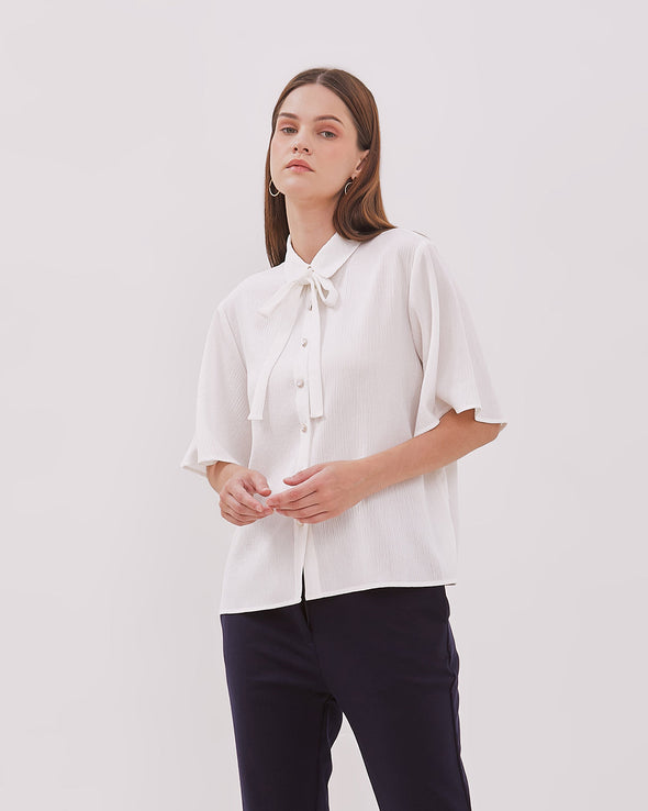 Women's Off-White Bowtie Short Sleeve Shirt