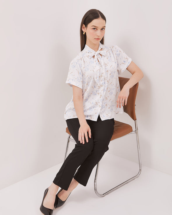 Women's White V-Neck Short Sleeve Shirt