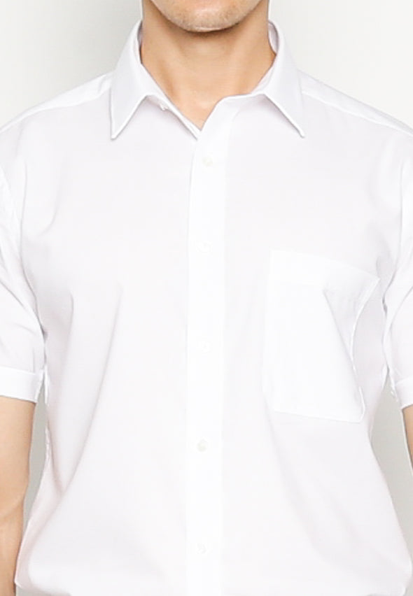 White Slim Fit Short Sleeves Shirt