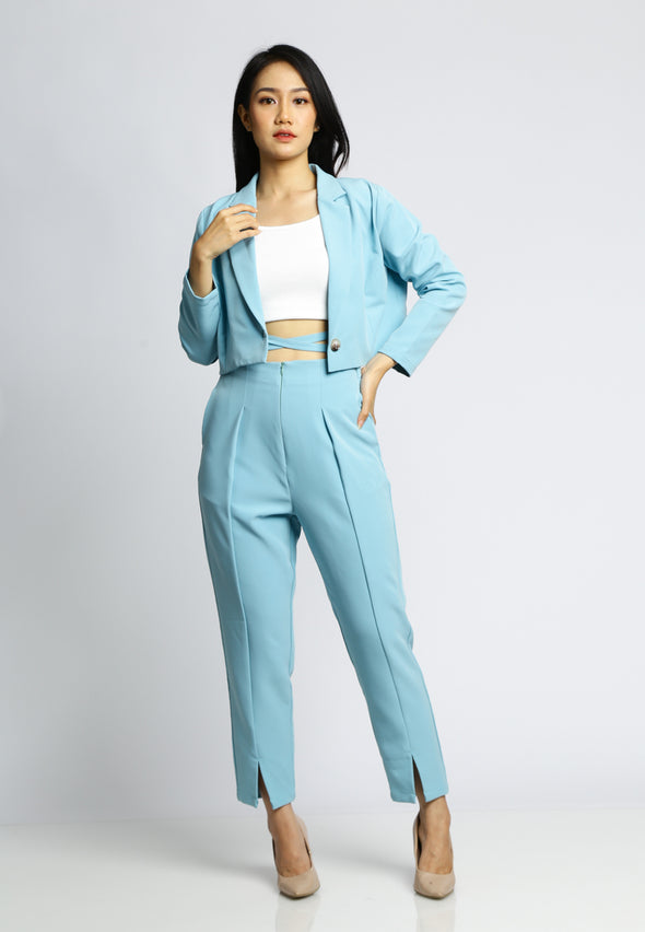 Light Tosca Crop Blazer