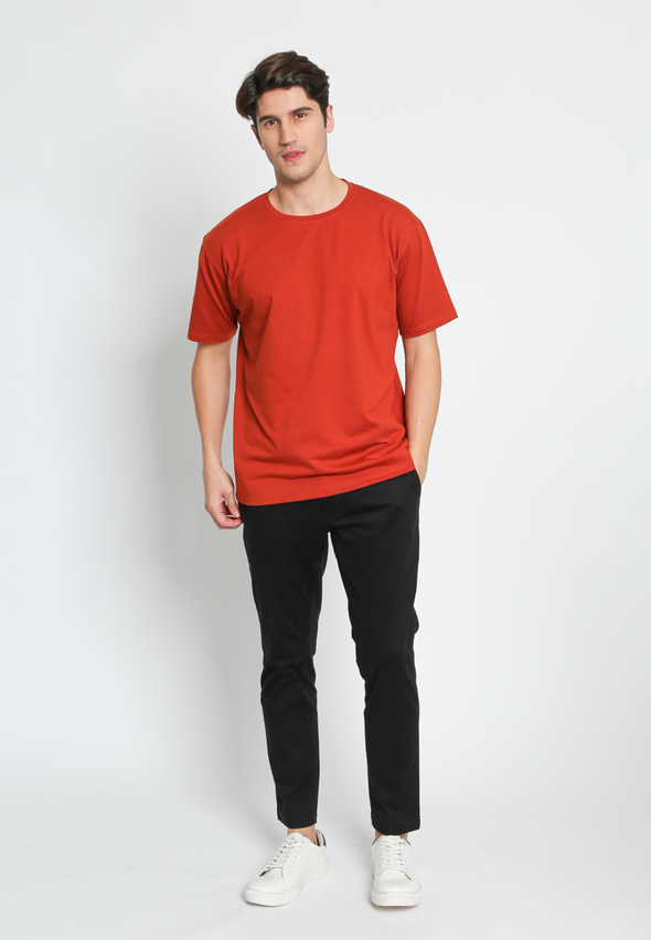 Classic Round Neck T-Shirt in Solid Brown